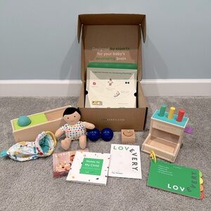 Lovevery The Thinker Play Kit 11-12 Months - Almost Complete Set